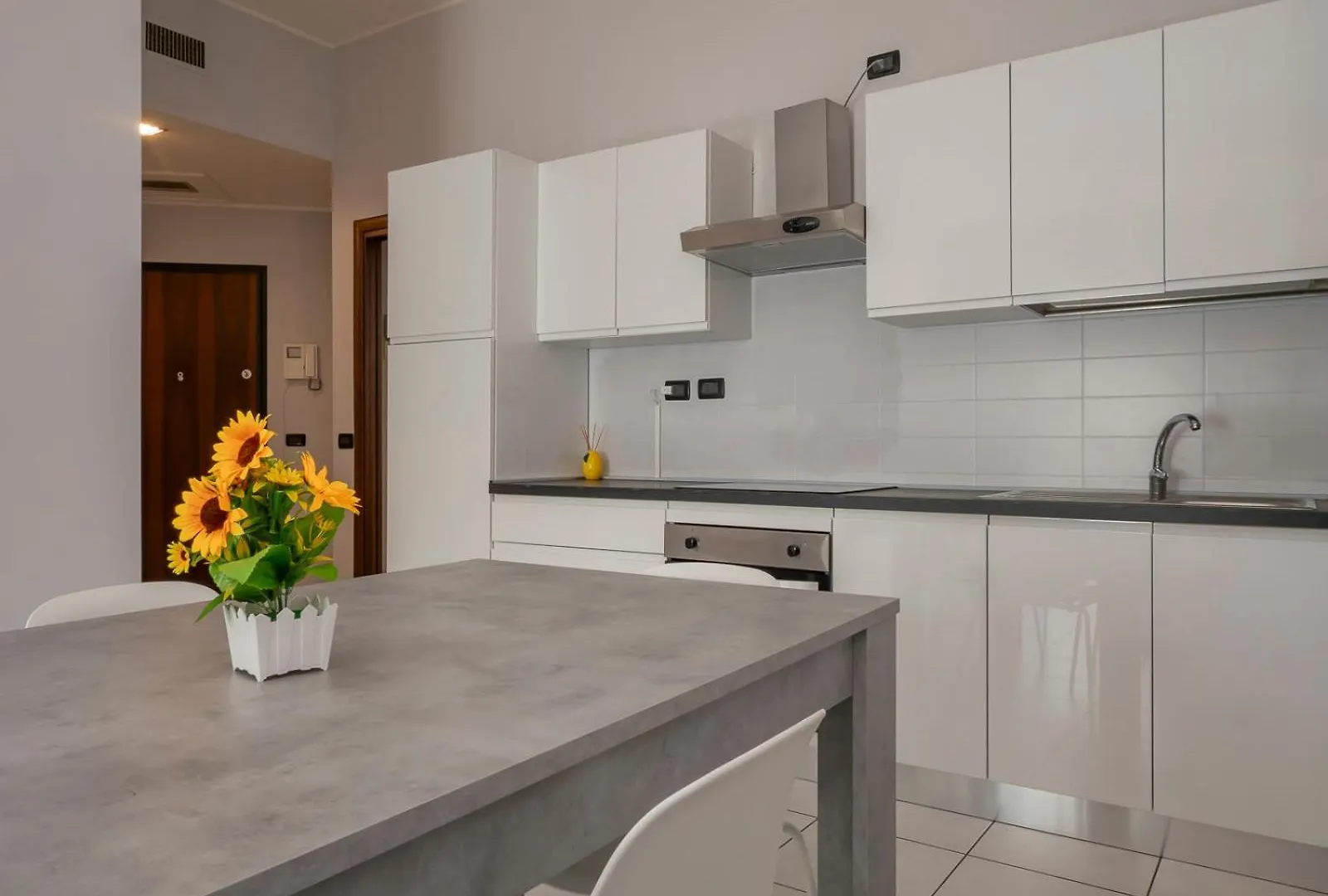 Xenia Apartments - Lovely Apartment In Citta Studi Milan