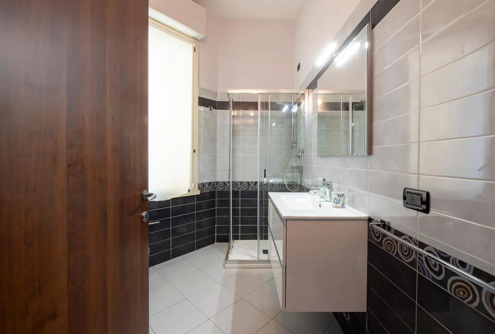 Xenia Apartments - Lovely Apartment In Citta Studi Milano 0*,